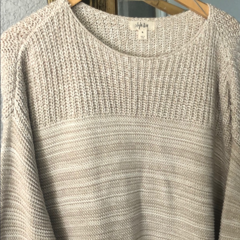 Sweater - Picture 3 of 4